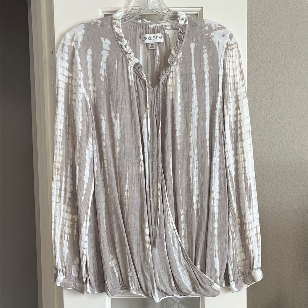 Knox Rose Women's Blouse Medium Tan White Tie Dye Boho Long Sleeve